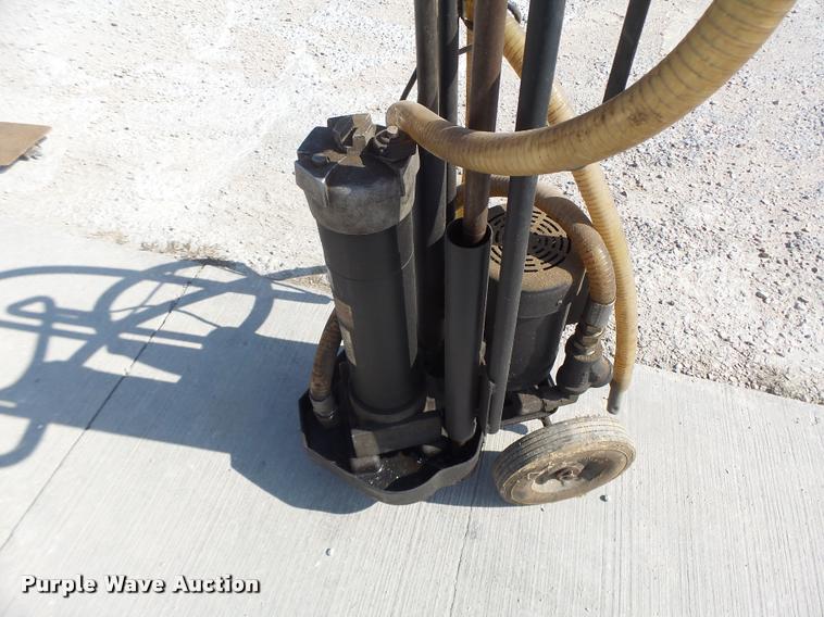 image for item DA9428 Schroeder MFS209Z03B07 hydraulic oil reclaimer