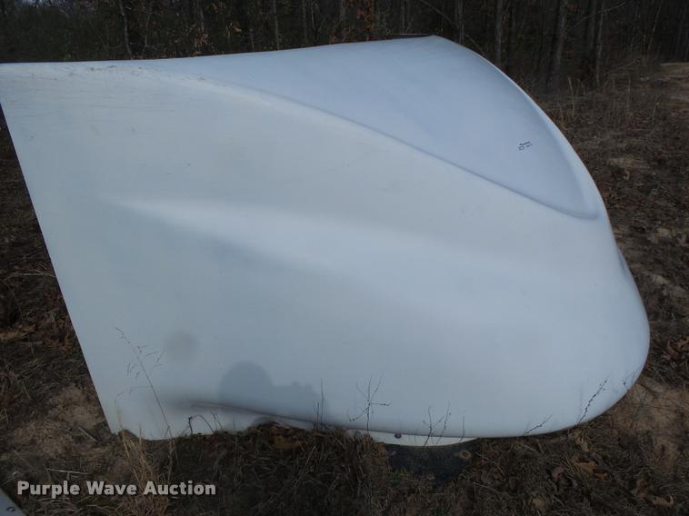 image for item DA9430 2005 International roof fairings