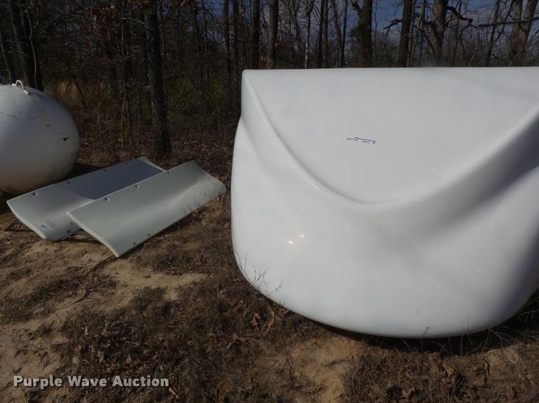 image for item DA9430 2005 International roof fairings