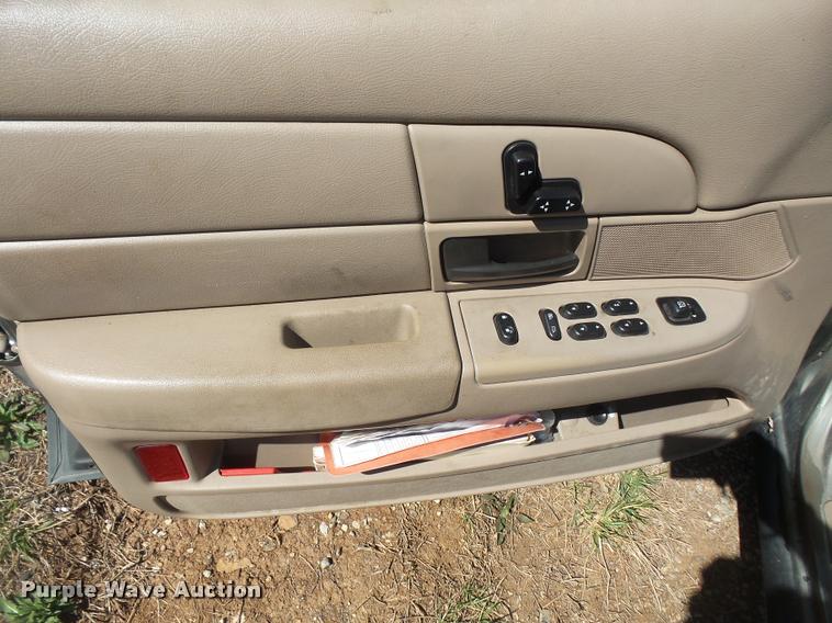 image for item DB0557 2004 Ford Crown Victoria Police Interceptor