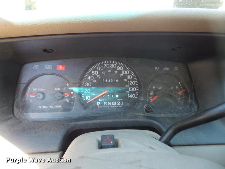 image for item DB0557 2004 Ford Crown Victoria Police Interceptor