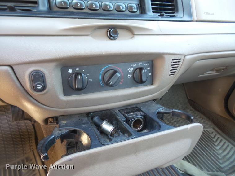 image for item DB0557 2004 Ford Crown Victoria Police Interceptor