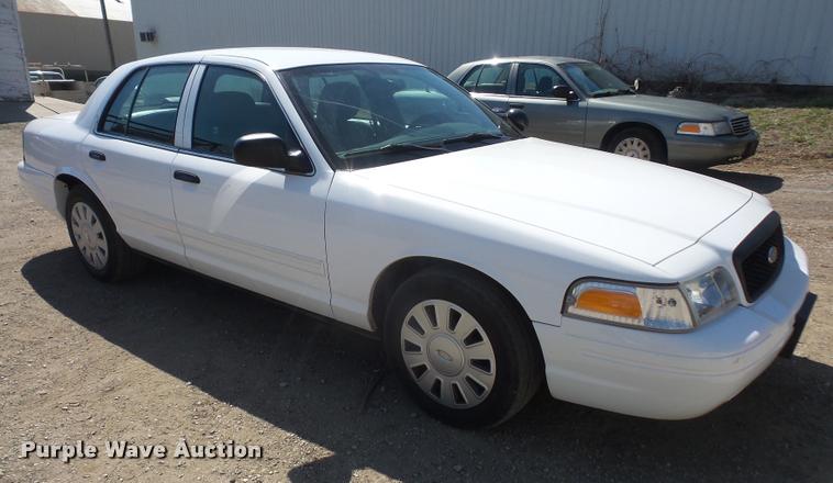 image for item DB0562 2011 Ford Crown Victoria Police Interceptor