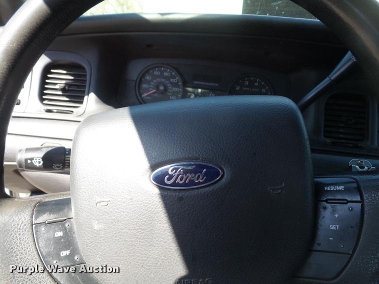 image for item DB0562 2011 Ford Crown Victoria Police Interceptor