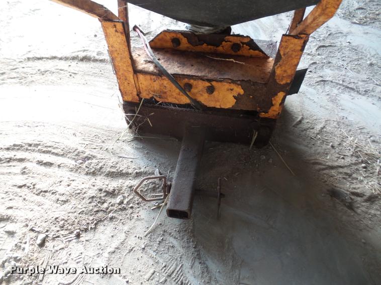 image for item DB0584 1992 Chevrolet 1500 Ext. Cab pickup truck