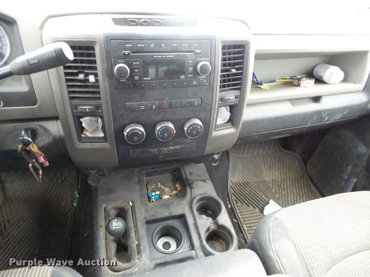 image for item DB1898 2012 Dodge Ram 2500HD Crew Cab pickup truck