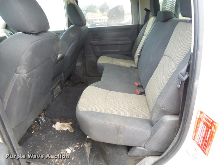 image for item DB1898 2012 Dodge Ram 2500HD Crew Cab pickup truck