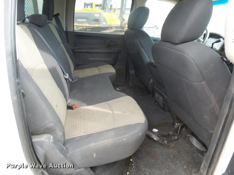 image for item DB1898 2012 Dodge Ram 2500HD Crew Cab pickup truck