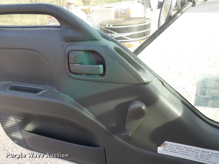 image for item DB2463 2004 Isuzu NPR flatbed truck