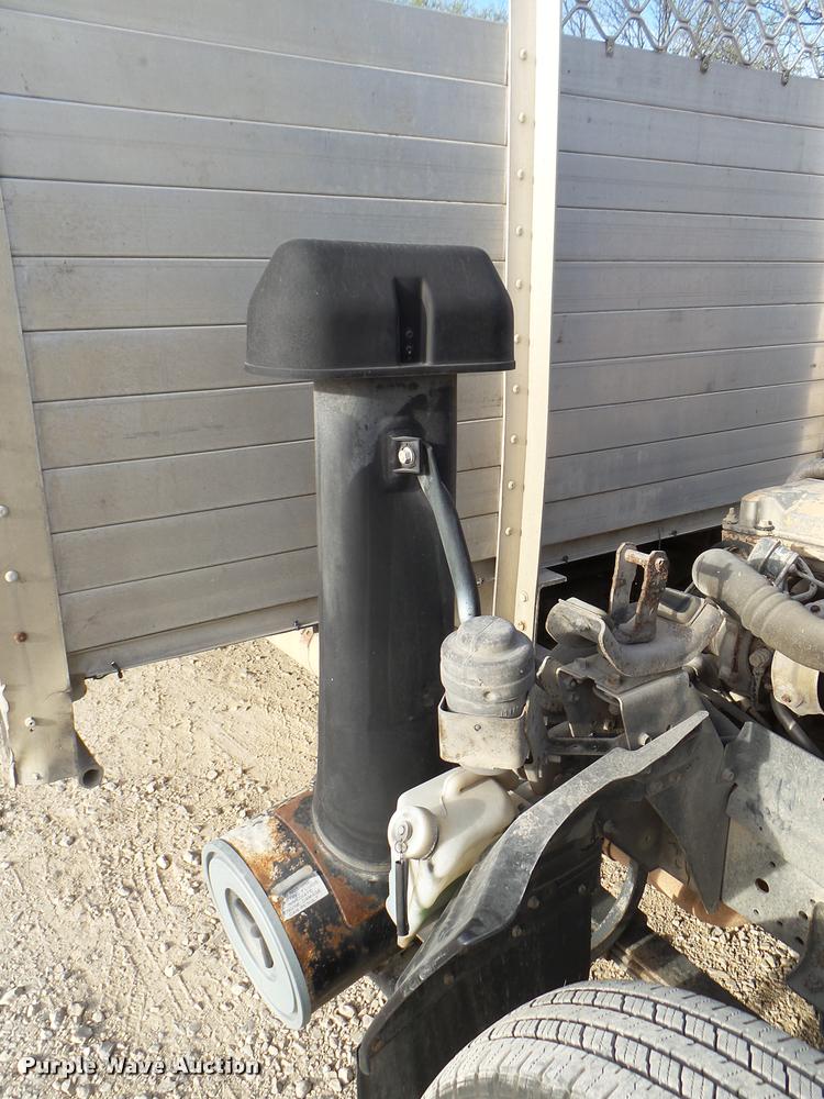 image for item DB2463 2004 Isuzu NPR flatbed truck