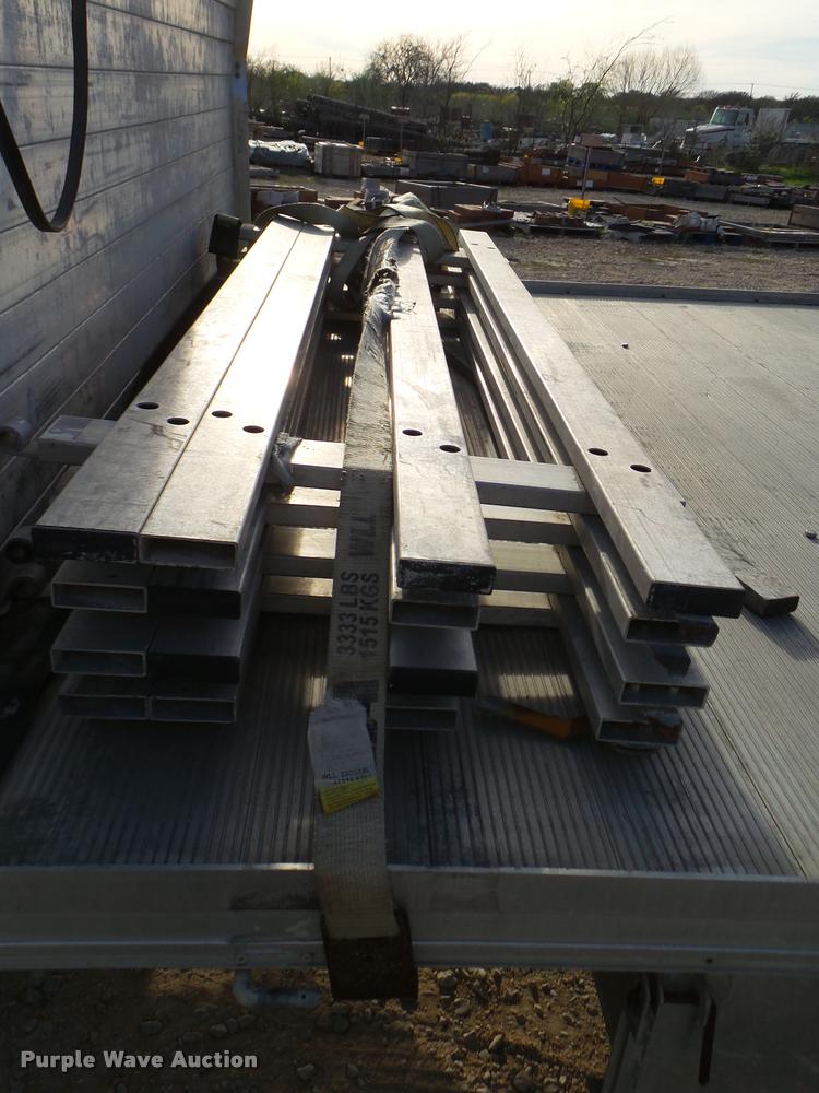 image for item DB2463 2004 Isuzu NPR flatbed truck