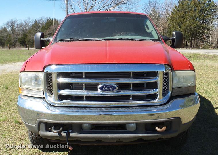 image for item DB2480 2004 Ford F350 Super Duty Crew Cab pickup truck