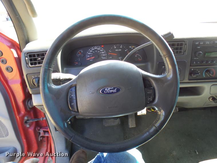 image for item DB2480 2004 Ford F350 Super Duty Crew Cab pickup truck