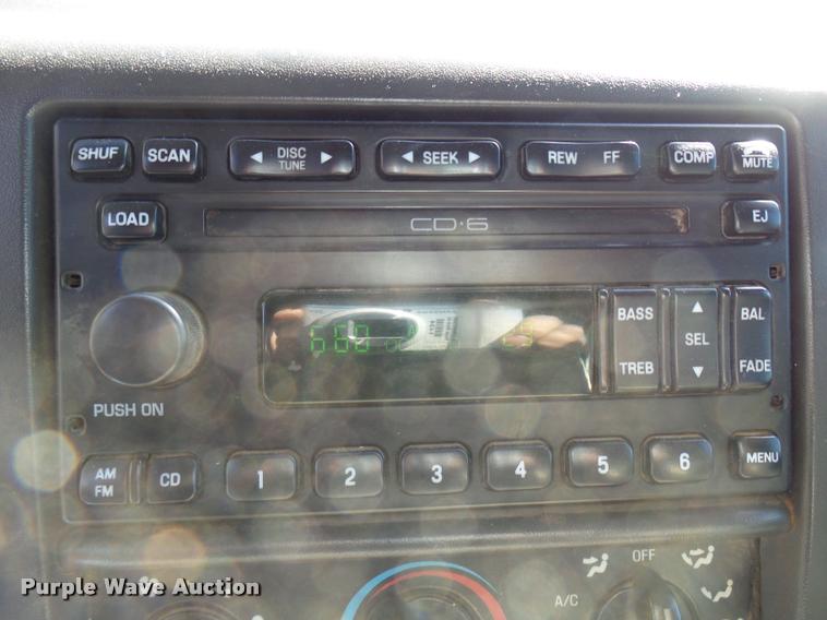 image for item DB2480 2004 Ford F350 Super Duty Crew Cab pickup truck