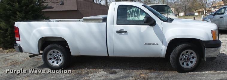 image for item DB3805 2010 GMC Sierra 1500 pickup truck