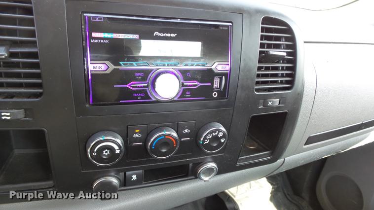 image for item DB3805 2010 GMC Sierra 1500 pickup truck