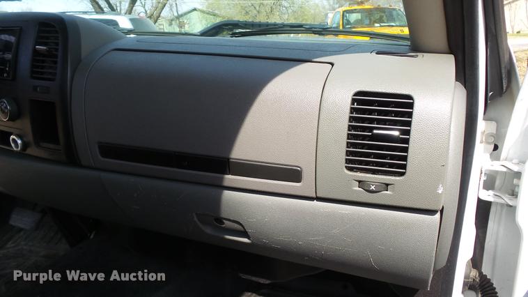 image for item DB3805 2010 GMC Sierra 1500 pickup truck