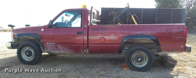 image for item DB3817 1990 Chevrolet Cheyenne 2500 pickup truck