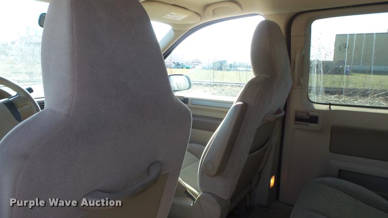 image for item DB3819 2007 Ford Freestar SE van