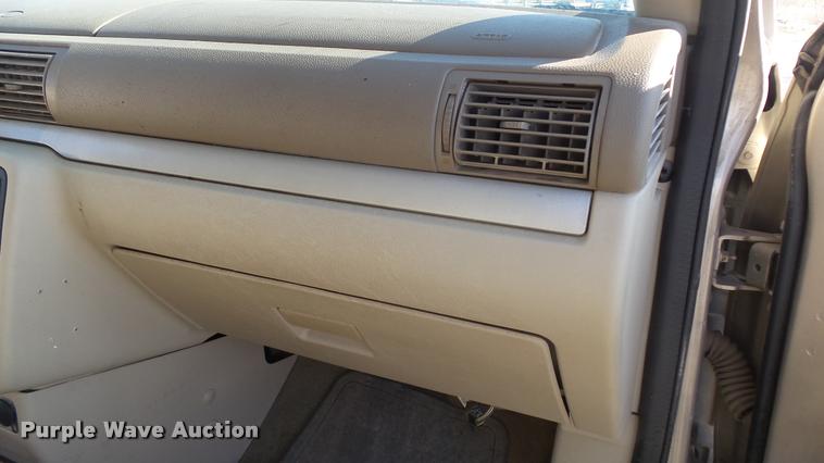 image for item DB3819 2007 Ford Freestar SE van