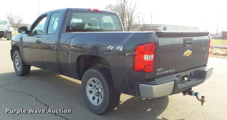 image for item DB3825 2011 Chevrolet Silverado 1500 Ext. Cab pickup truck