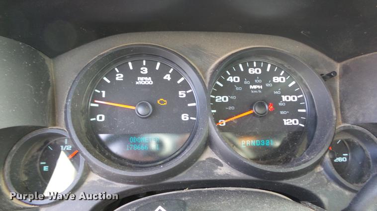 image for item DB3825 2011 Chevrolet Silverado 1500 Ext. Cab pickup truck