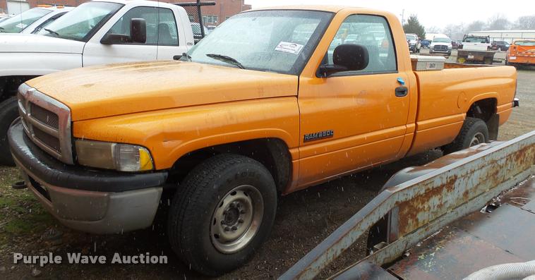 image for item DB3847 2001 Dodge Ram 2500 pickup truck