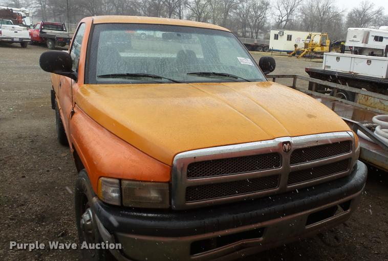 image for item DB3847 2001 Dodge Ram 2500 pickup truck