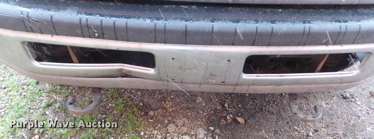 image for item DB3847 2001 Dodge Ram 2500 pickup truck