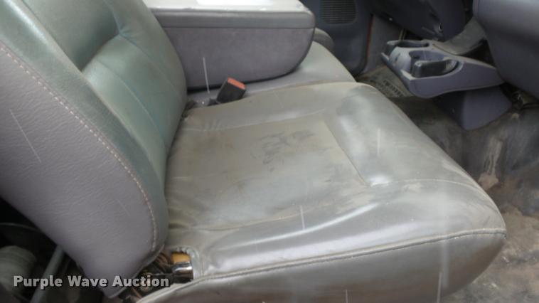 image for item DB3847 2001 Dodge Ram 2500 pickup truck