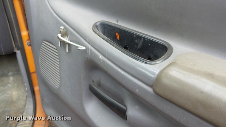 image for item DB3847 2001 Dodge Ram 2500 pickup truck