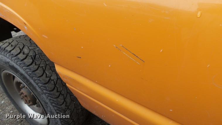 image for item DB3847 2001 Dodge Ram 2500 pickup truck