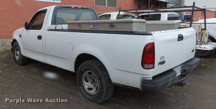 image for item DB3848 2002 Ford F150 XL pickup truck