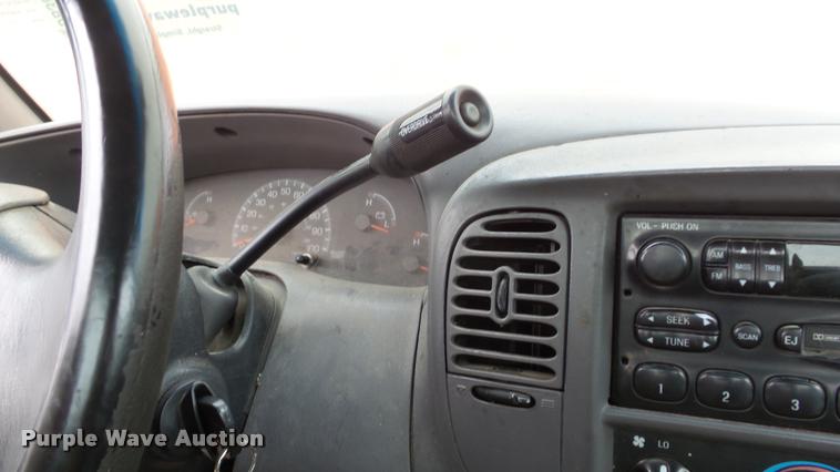 image for item DB3848 2002 Ford F150 XL pickup truck