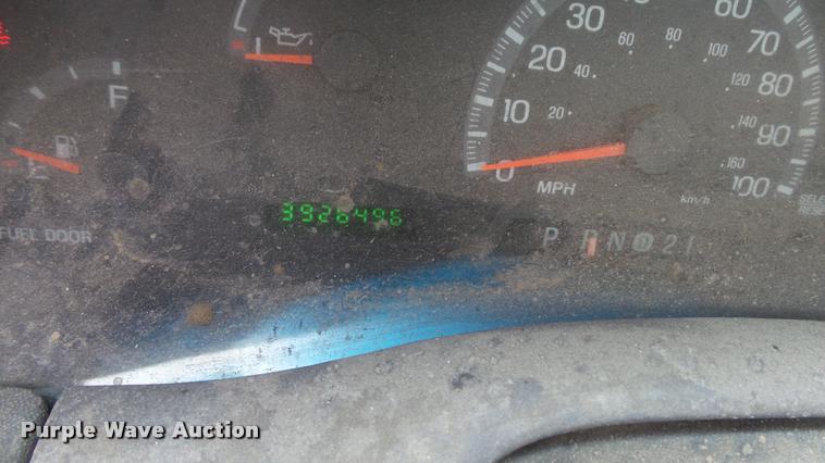 image for item DB3848 2002 Ford F150 XL pickup truck