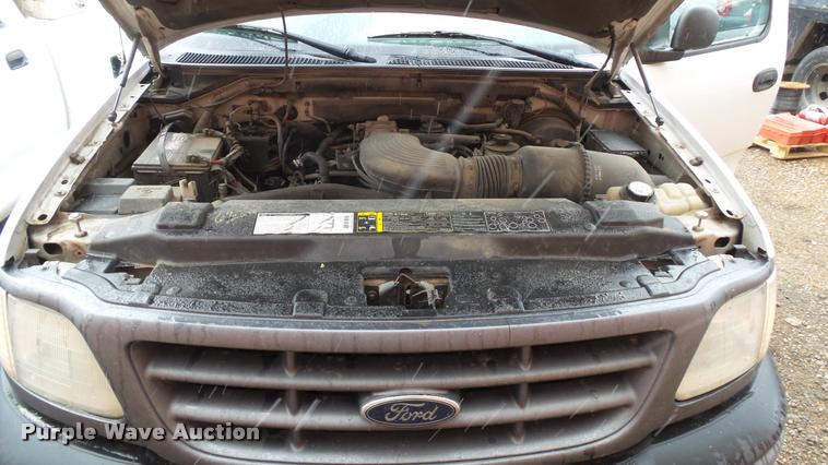 image for item DB3848 2002 Ford F150 XL pickup truck