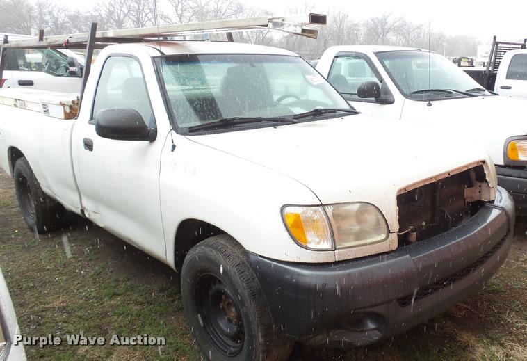image for item DB3849 2003 Toyota Tundra pickup truck