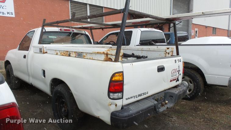 image for item DB3849 2003 Toyota Tundra pickup truck