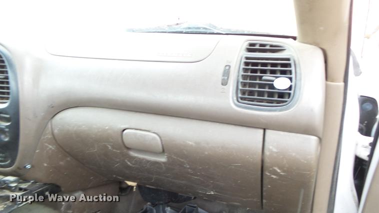 image for item DB3849 2003 Toyota Tundra pickup truck