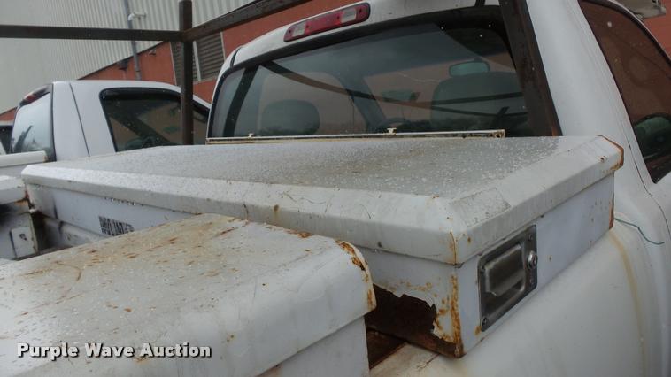 image for item DB3849 2003 Toyota Tundra pickup truck