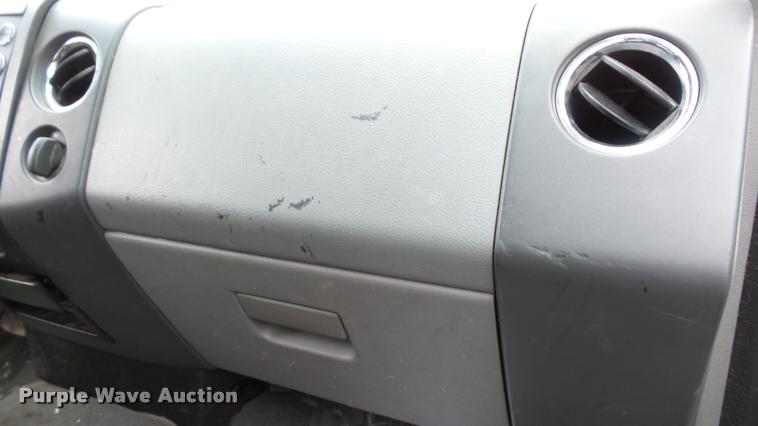 image for item DB3850 2006 Ford F150 XLT SuperCab pickup truck