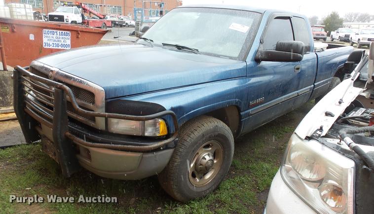 image for item DB3851 2002 Dodge Ram 2500 Quad Cab pickup truck