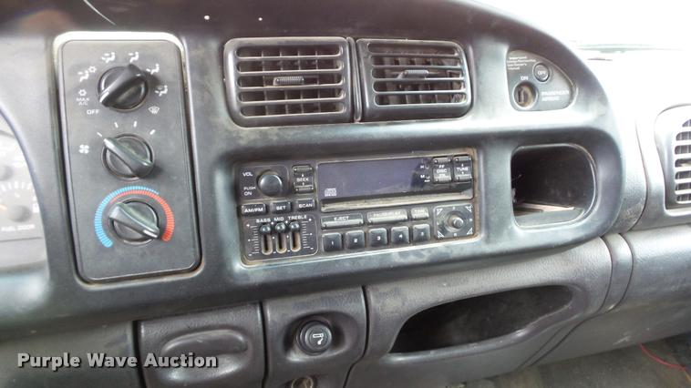 image for item DB3851 2002 Dodge Ram 2500 Quad Cab pickup truck