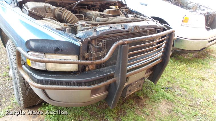 image for item DB3851 2002 Dodge Ram 2500 Quad Cab pickup truck