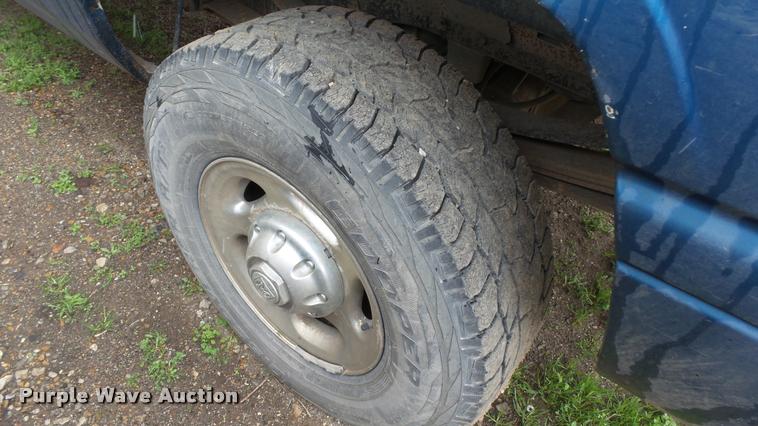 image for item DB3851 2002 Dodge Ram 2500 Quad Cab pickup truck