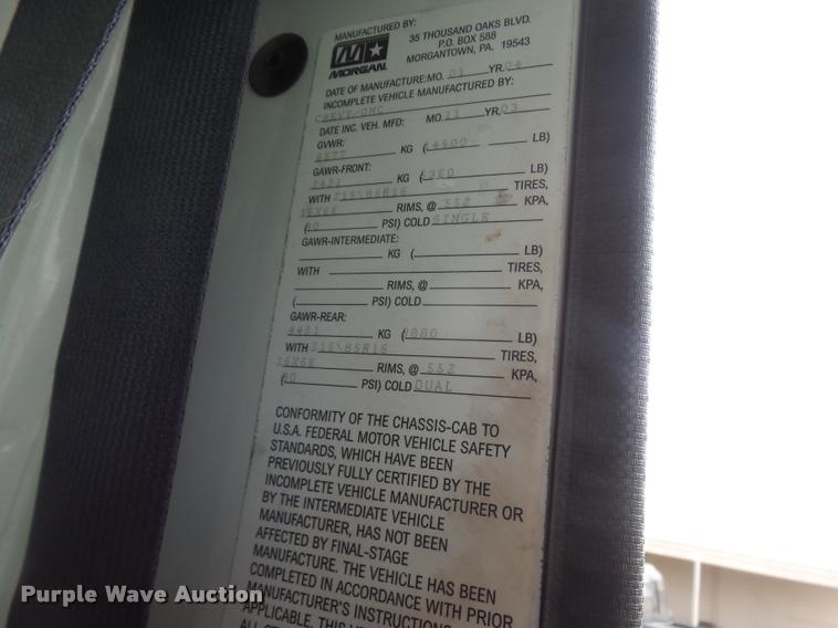 image for item DE9559 2004 Chevrolet W4500 box truck