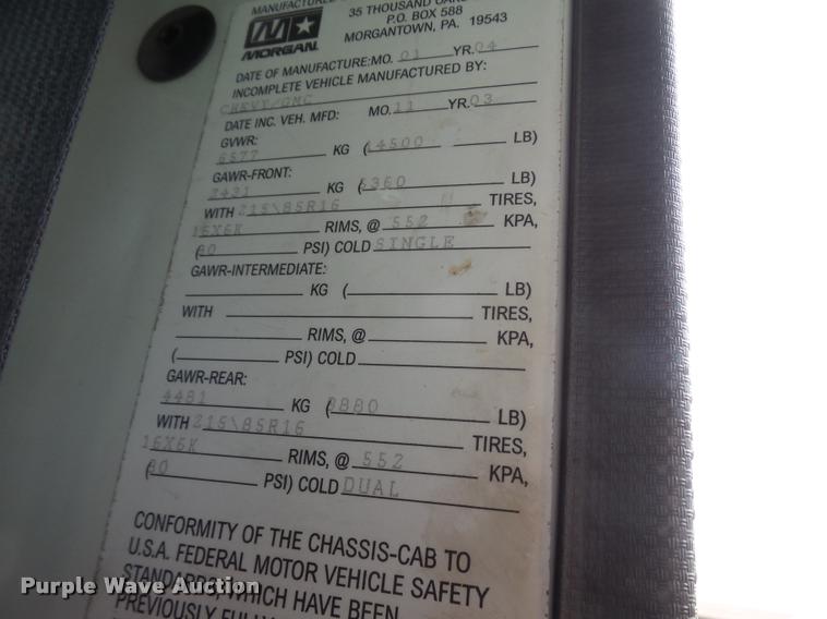 image for item DE9559 2004 Chevrolet W4500 box truck