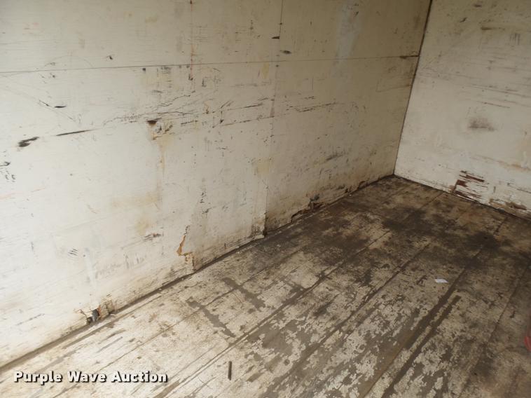 image for item DE9559 2004 Chevrolet W4500 box truck