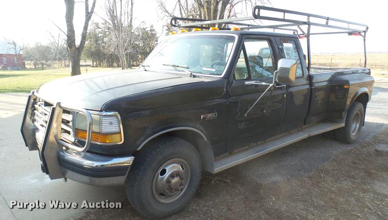 image for item DQ9836 1992 Ford F350 SuperCab pickup truck