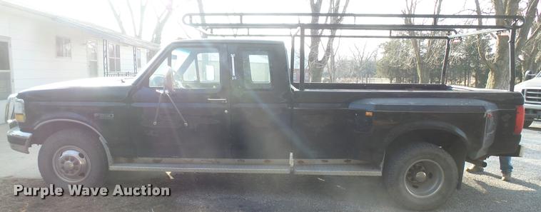 image for item DQ9836 1992 Ford F350 SuperCab pickup truck